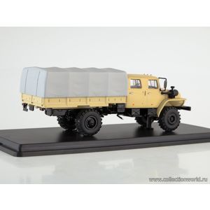 модели в масштабе 1:43 Миасский грузовик 43206-0551 Коллекционная модель в масштабе 1:43 Миасский грузовик 43206-0551 (песочный)