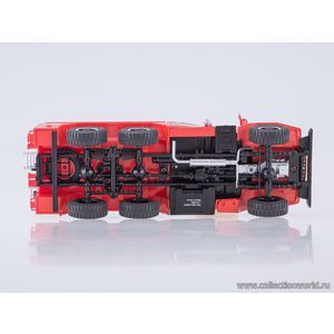 модели 1:43 АЦ-40(43202) ПМ-102Б Ликино-Дулево Масштабная коллекционная модель 1:43 АЦ-40(43202) ПМ-102Б Ликино-Дулево