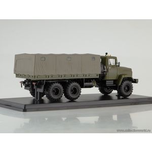 модели в масштабе 1:43 КРАЗ-260 бортовой (поздний) Коллекционная модель в масштабе 1:43 КРАЗ-260 бортовой (поздний)