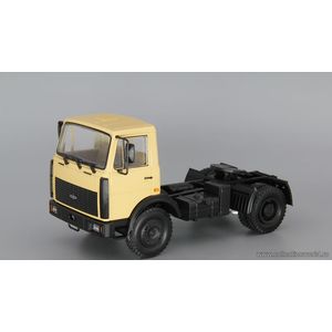 Масштабная Коллекционная модель 1:43 МАЗ 5433 седельный тягач (1991-1997), бежевый Масштабная Коллекционная модель 1:43 МАЗ 5433 седельный тягач (1991-1997), бежевый