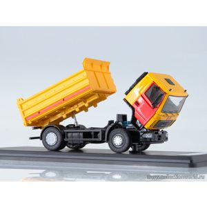 модели в масштабе 1:43 МАЗ-5550 самосвал (Мосметро) МАЗ-5550 самосвал (Мосметро)