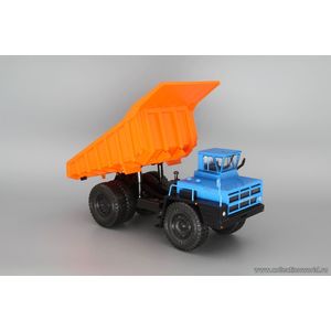 модели в масштабе 1:43 БелАЗ-7523 карьерный самосвал, синий / оранжевый БелАЗ-7523 карьерный самосвал, синий / оранжевый