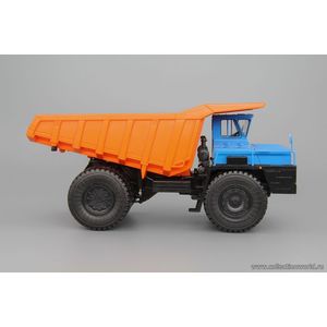 модели в масштабе 1:43 БелАЗ-7523 карьерный самосвал, синий / оранжевый БелАЗ-7523 карьерный самосвал, синий / оранжевый