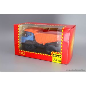 модели в масштабе 1:43 БелАЗ-7523 карьерный самосвал, синий / оранжевый БелАЗ-7523 карьерный самосвал, синий / оранжевый