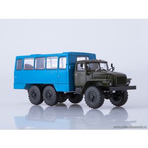 Вахтовый автобус НЕФАЗ-42112 (4320) хаки/синий Вахтовый автобус НЕФАЗ-42112 (4320) хаки/синий