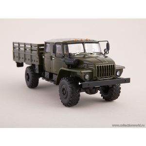 Миасский грузовик 43206-0551 бортовой,хаки Миасский грузовик 43206-0551 бортовой,хаки