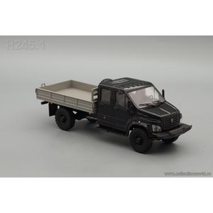ГАЗон C42A33 бортовой, черный / серый описание ГАЗон C42A33 бортовой, черный / серый
