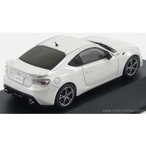 Toyota GT86 2012 White Toyota GT86 2012 White