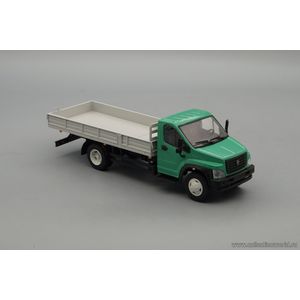 ГАЗон C41R33 бортовой, зеленый / серый описание ГАЗон C41R33 бортовой, зеленый / серый