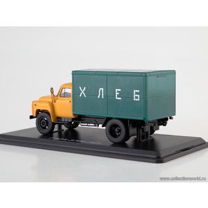 ГЗСА-3704 (52) поздняя облицовка радиатора ГЗСА-3704 (52) поздняя облицовка радиатора