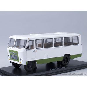 Г1А1-02 Кубань автобус, бело-зелёный. Г1А1-02 Кубань автобус, бело-зелёный.