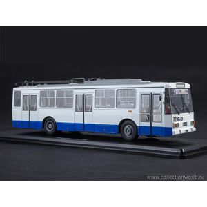 Троллейбус Skoda-14TR (Ростов-на-Дону) Троллейбус Skoda-14TR (Ростов-на-Дону)